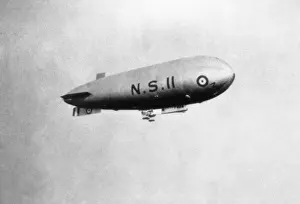 Air Ships Prints: Rnas Kingsnorth N. S. Ii / 2 British Ns North Sea Non-Rigi?