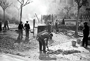 Gang Prints: Road repair gang, early 1900s