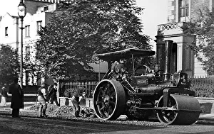 Traction Prints: Road repair gang and steam roller - Victorian period
