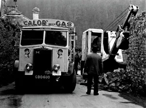 Lorry Gallery: Road widening in Brixham, Devon