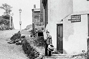 Hoods Prints: Robin Hood's Bay - The Bank