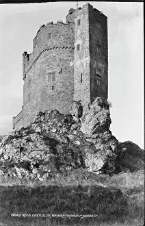 Grassy Prints: Roch Castle
