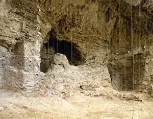 Archeological Prints: Rockshelter of Abric Romani. Spain