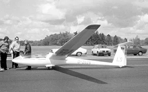 Rolladen-Schneider LS4 D-2628