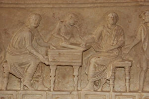 Images Dated 11th August 2005: Roman art. Italy. Relief of a sarcophagus depicting a group