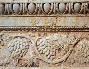 Roman Art. Syria. Palmyra. Decorative detail in the monument Roman Art. Syria. Palmyra. Decorative detail in the monument