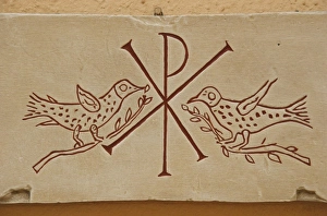 Images Dated 14th August 2005: Roman tombstone with Christian iconography. Monogram of Chri