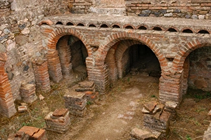 Images Dated 2006 October: 16 Oct 2006 Collection