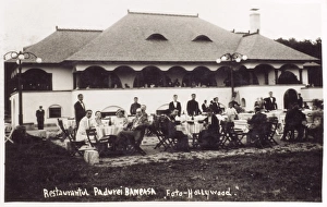Images Dated 6th April 2011: Romania - Restaurant Padurei Baneasa