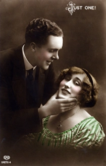 Images Dated 20th September 2017: Romantic Postcard