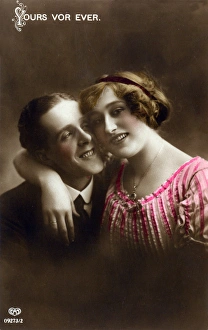 Images Dated 20th September 2017: Romantic Postcard