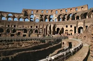 Images Dated 14th August 2005: Rome. The Colosseum. Italy