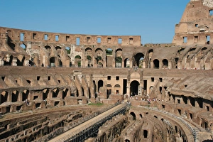 Images Dated 14th August 2005: Rome. The Colosseum. Italy