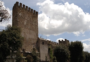 Images Dated 17th April 2009: Rome. Roman walls