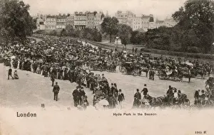 Rotten Row, Hyde Park - Summertime, long queue and carriages