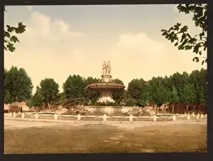 The round fountain, Aix, Provence, France