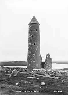 Clonmacnoise Prints: Round Tower, Clonmacnois