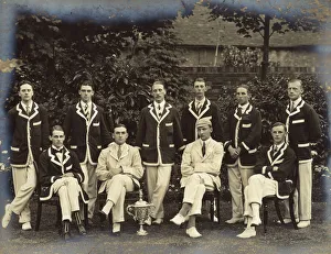 Images Dated 5th August 2016: Rowing crew photograph, 1911