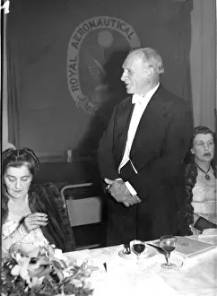 The Royal Aeronautical Society held a dinner at No. 4 Ham?