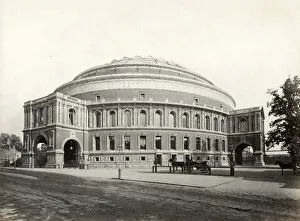 Images Dated 27th September 2019: The Royal Albert Hall, South Kensington, London