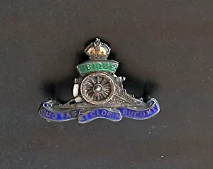 Images Dated 27th March 2011: Royal Artillery Sweetheart Brooch