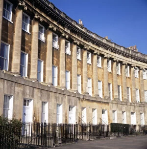 Images Dated 23rd January 2020: Royal Crescent, Bath, Avon. Designed by the architect John Wood, the Younger and built