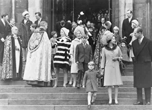 Images Dated 19th September 2011: Royal Family at Christmas Service, 1969