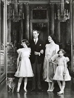 Qeiln Prints: Royal Family Group 1939