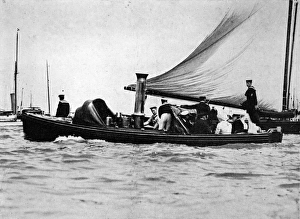Images Dated 8th June 2004: A Royal and Imperial Party at Cowes
