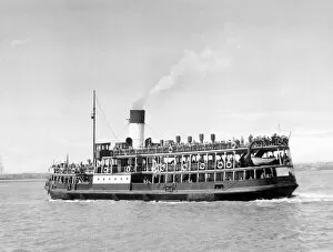 Cheshire Collection: Royal Iris Ferry Steamer