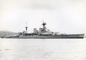 Images Dated 2nd November 2010: Royal Navy Battlecruiser HMS Hood