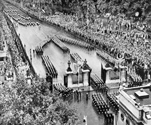Pageantry Collection: Royal Navy parade, Coronation day, 1953