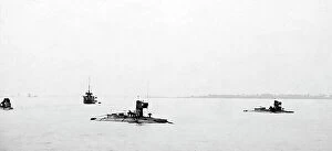 Submarines Collection: Royal Navy submarines in the Thames estuary in 1909