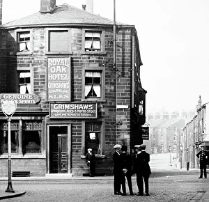 Royal Oak Hotel, Burnley, Lancashire, early 1900s