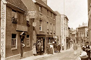 Royal Oak, Woodbridge