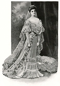 Royal Wedding Dresses Gallery: Royal Wedding 1904 -- Princess Alice of Albany