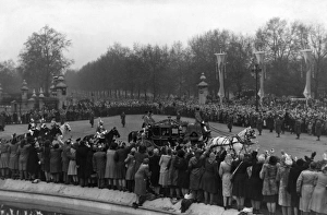 Images Dated 11th January 2012: Royal Wedding 1947