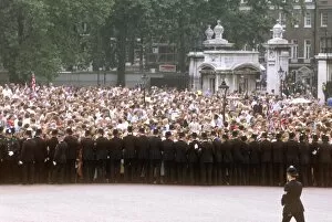 Royal Wedding Crowds Collection: Royal Wedding 1981