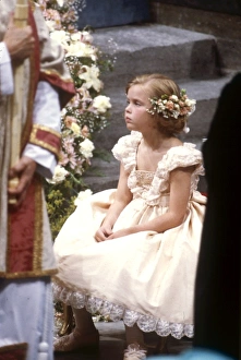 Images Dated 1st February 2011: Royal wedding 1986 - bridesmaid
