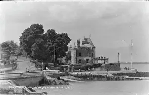 Cowes Prints: Royal Yacht Squadron in Cowes