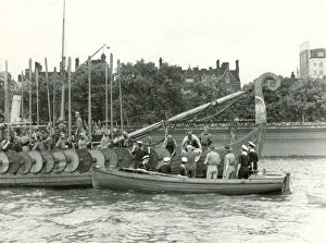 Images Dated 23rd January 2012: RSS Discovery and Danish Long Boat, London