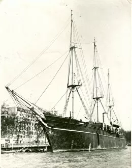 Mast Collection: RSS Discovery moored on Thames Embankment, London
