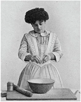 Pies Prints: Rub lightly together with the finger tips, let the air into it. Date: 1907