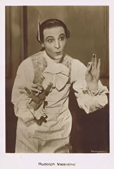 Rudolf Collection: Rudolf Valentino in the film Monsieur Beaucaire, 1924