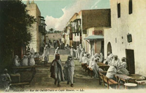 Moor Collection: Rue des Ouleds-Naדּand Moorish cafes, Biskra