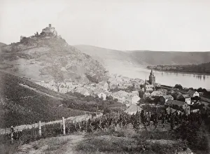 Rampart Prints: Ruined castle on the River Rhine, Germany