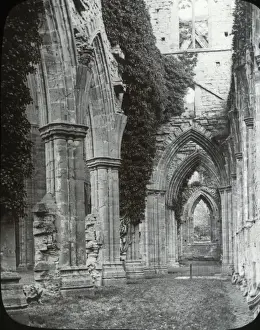 Ruins of an unidentified Church, Abbey or Chapel