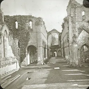 Ruins of an unidentified Church, Abbey or Chapel