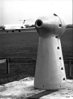 Runway Prints: Runway instrumented visual range system at Gatwick