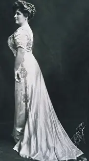 Lillian Prints: RUSSELL, Lillian (1861-1922)